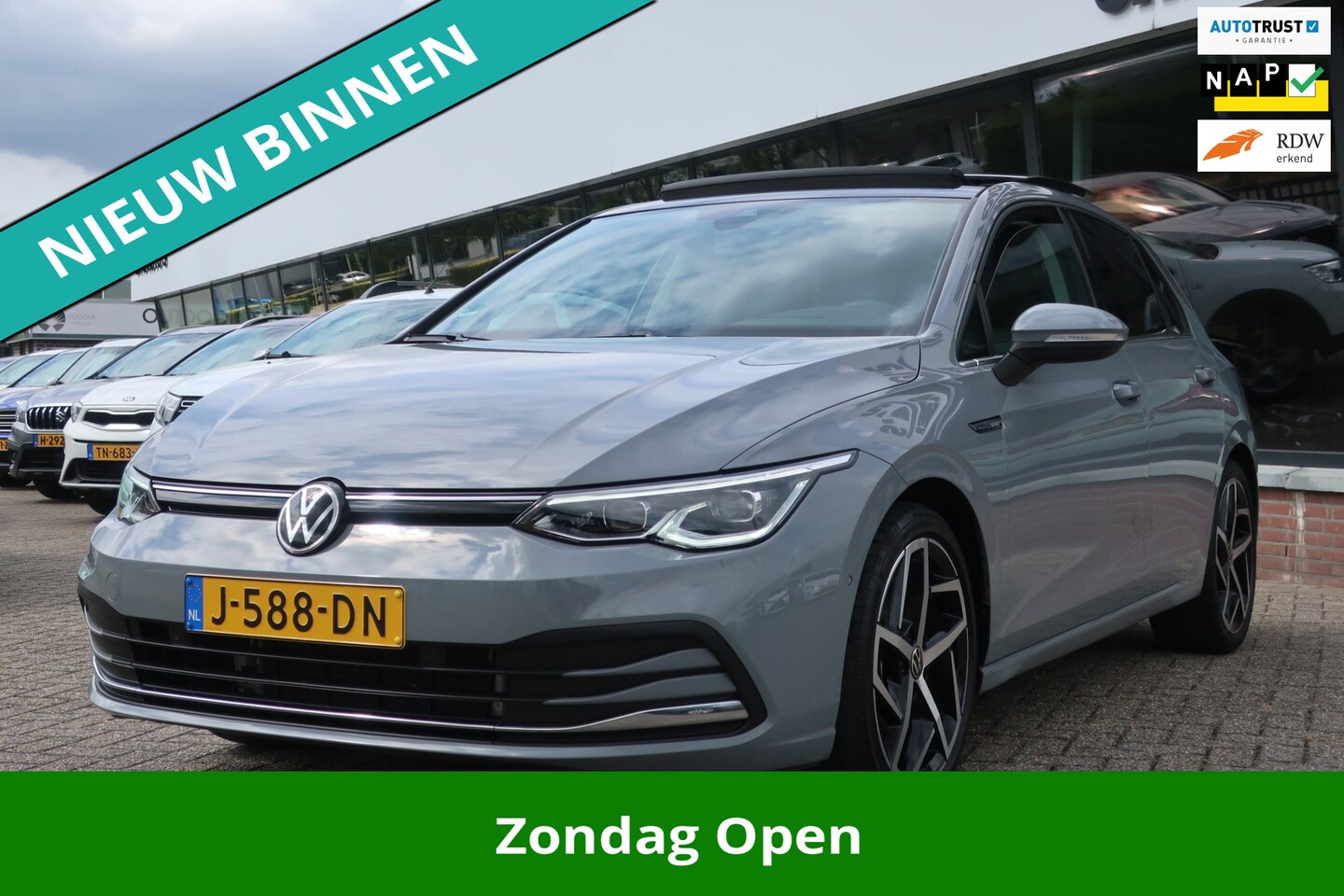 Volkswagen Golf - 1.5 eTSI Style 1e EIG_IQ-LED_PANO_HUD_ADAP-CRUIS_CAM_KEYLESS. - AutoWereld.nl
