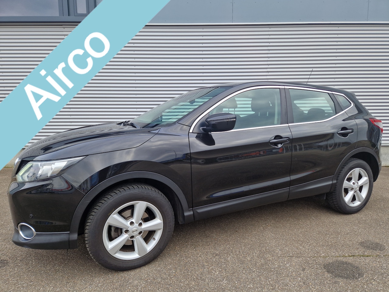 Nissan Qashqai - 1.2 Connect Edition Climatronic, Trekhaak , PDC - AutoWereld.nl