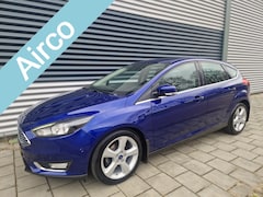 Ford Focus - 1.0 First Edition , PDC, Climatronic, Navigatie, Nap