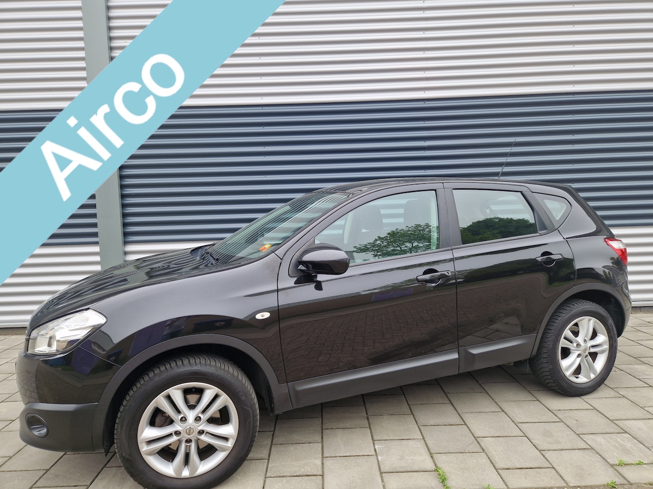 Nissan Qashqai - 1.6 Acenta Climatronic PDC, panorama dealer onderhouden NAP - AutoWereld.nl