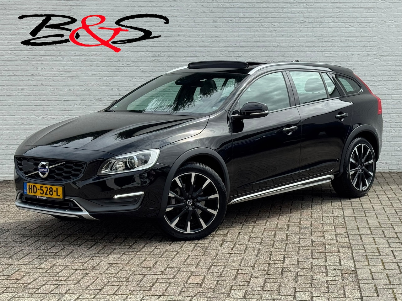 Volvo V60 Cross Country - 2.0 T5 Summum Automaat Trekhaak Clima Lederenbekl. Stoel/Stuurverwarming Cruisecontrol - AutoWereld.nl