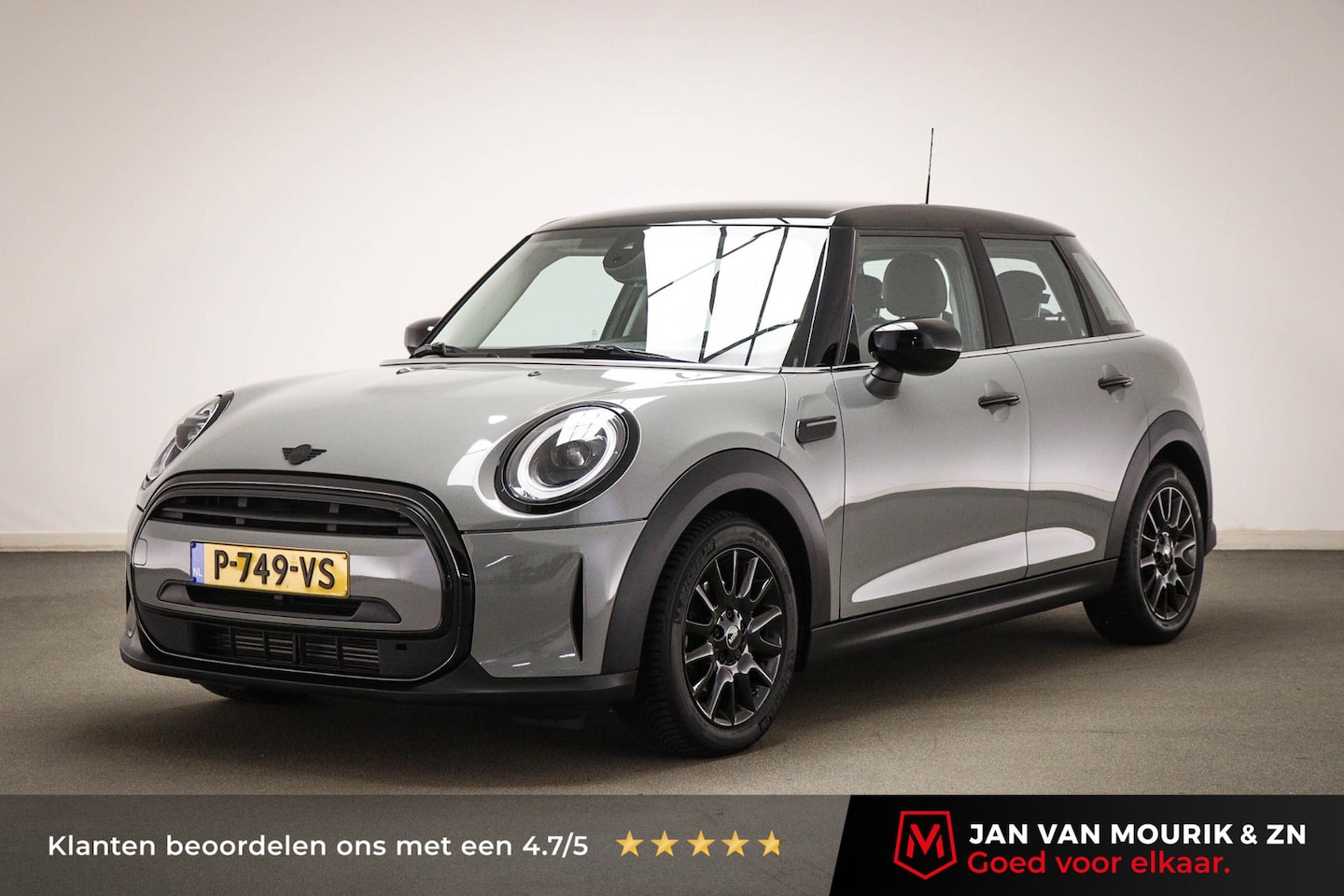 MINI 5-Deurs - 1.5 Cooper Business Edition | CLIMA | STOELVERWAMING | DAB | APPLE | MOONWALK GREY - AutoWereld.nl