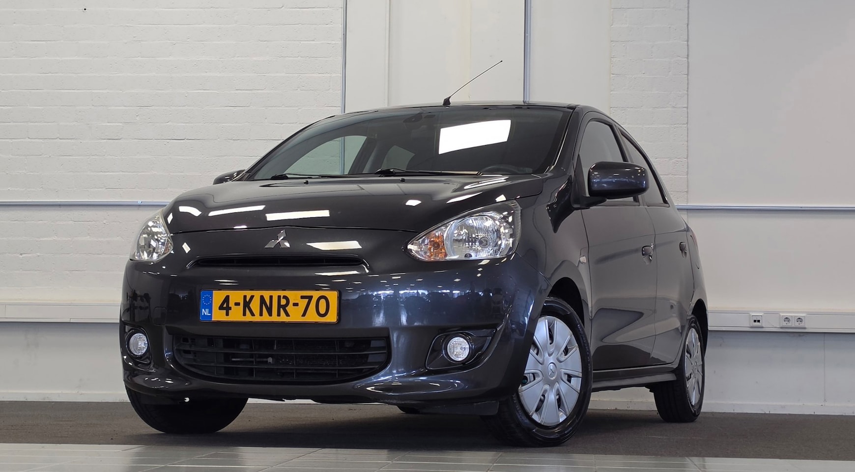 Mitsubishi Space Star - 1.2i Invite Automaat APK 02-08-2027 Parkeerhulp 3e Eigenaar - AutoWereld.nl