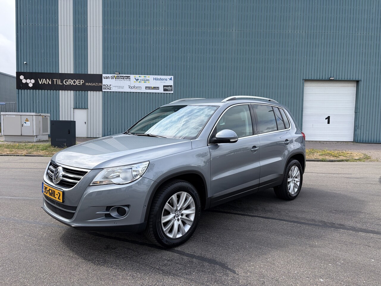 Volkswagen Tiguan - 1.4 TSI Sport&Style 4Motion 4X4 6-bak 150 PK. Prachtige en goed onderhouden auto van de ee - AutoWereld.nl