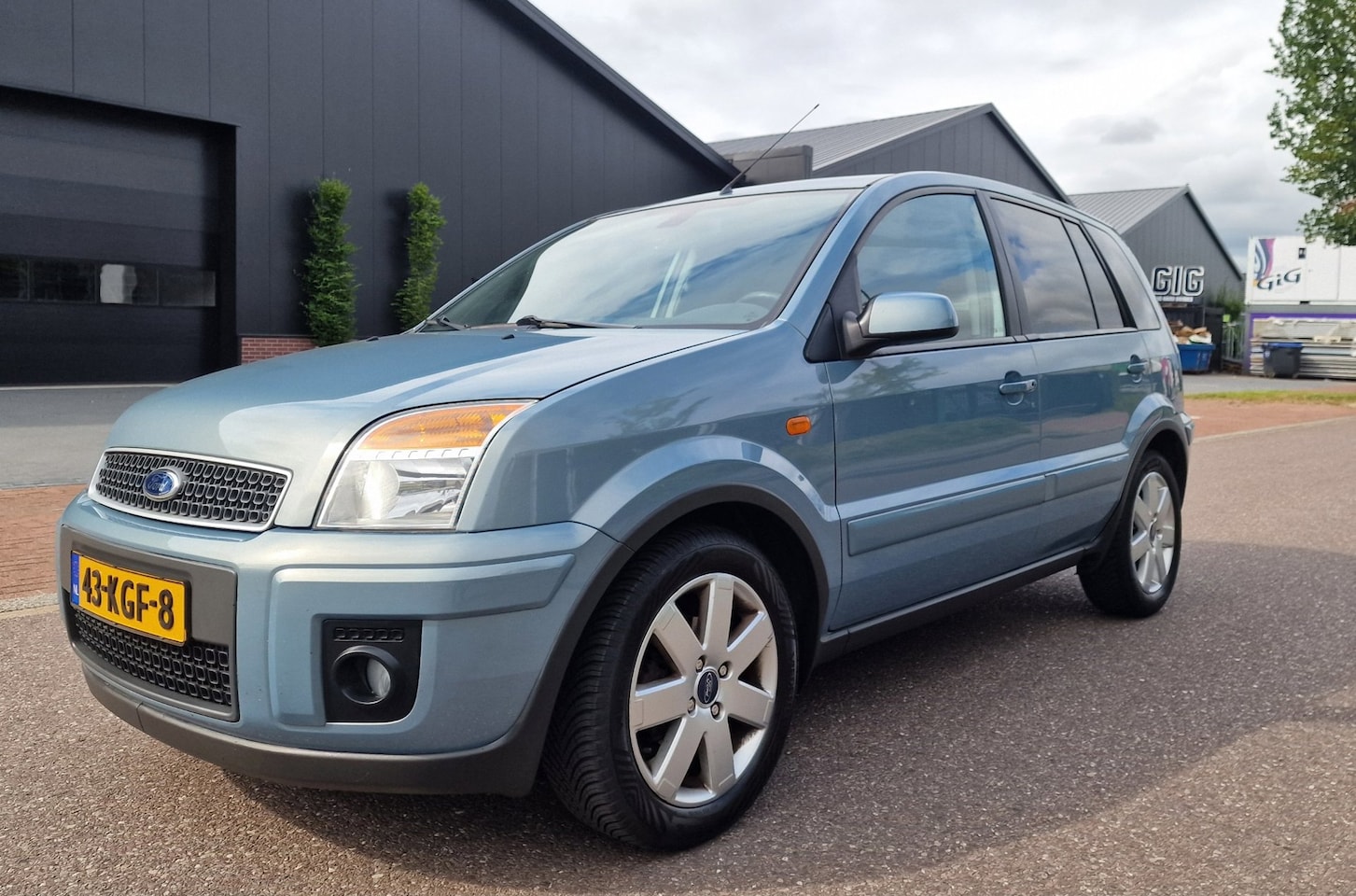 Ford Fusion - 1.6-16V Futura AUTOMAAT AIRCO 2 X SLEUTELS - AutoWereld.nl