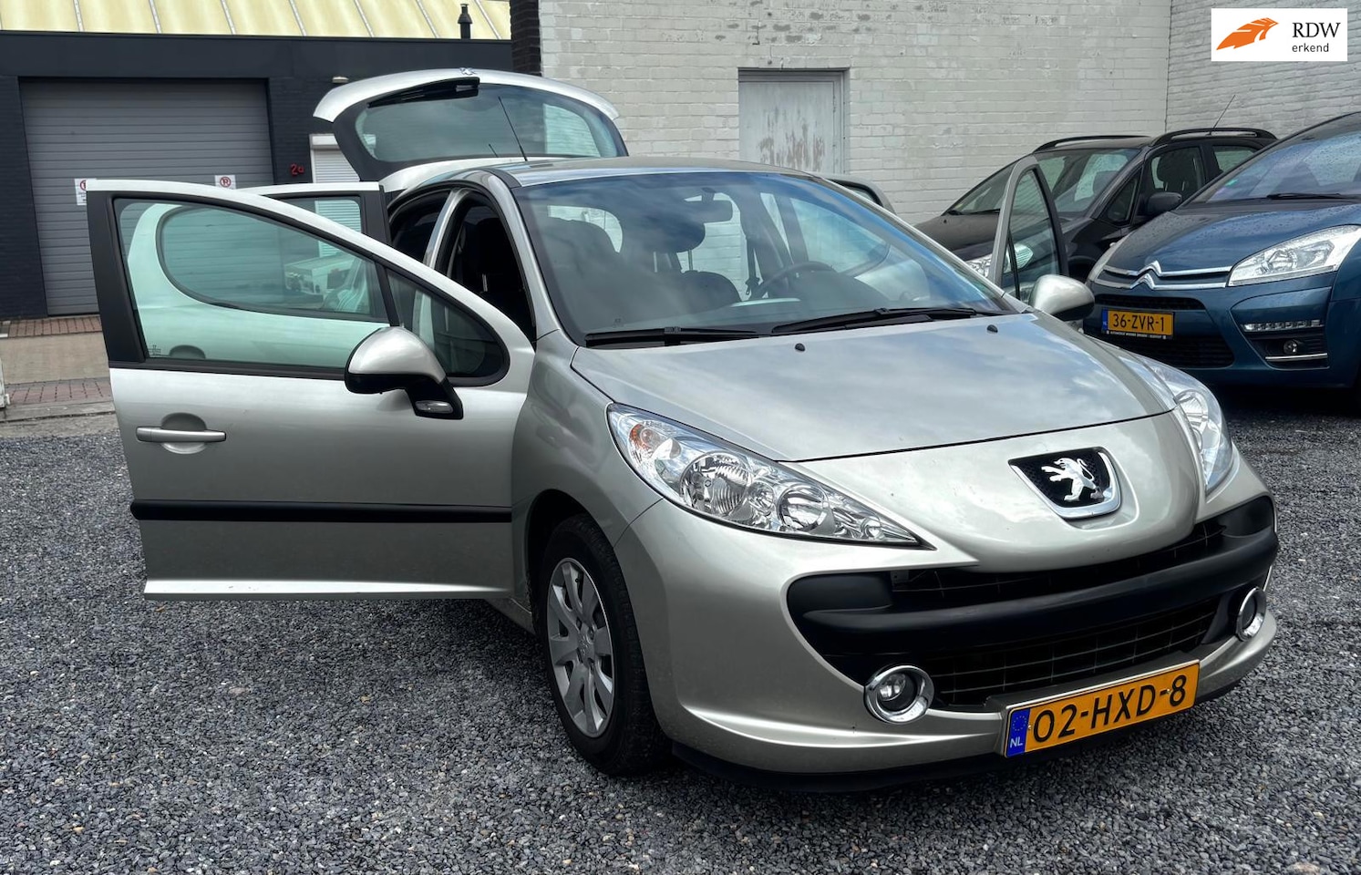 Peugeot 207 - 1.6 VTi XS 1.6 VTi XS - AutoWereld.nl
