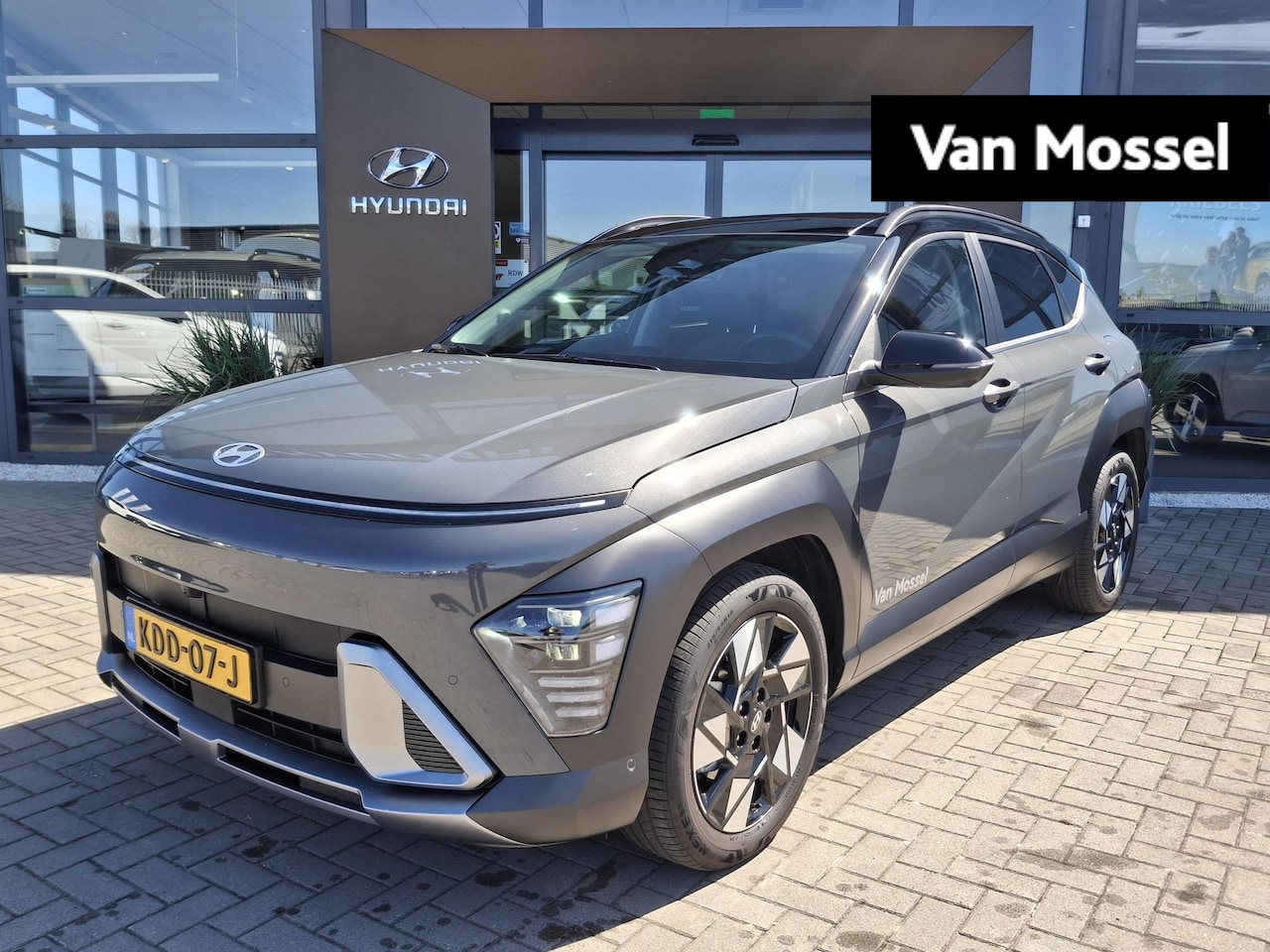 Hyundai Kona - 1.6 GDI HEV Premium Sky | Panoramadak | Climate Control | Adaptieve Cruise | 360 Camera | - AutoWereld.nl