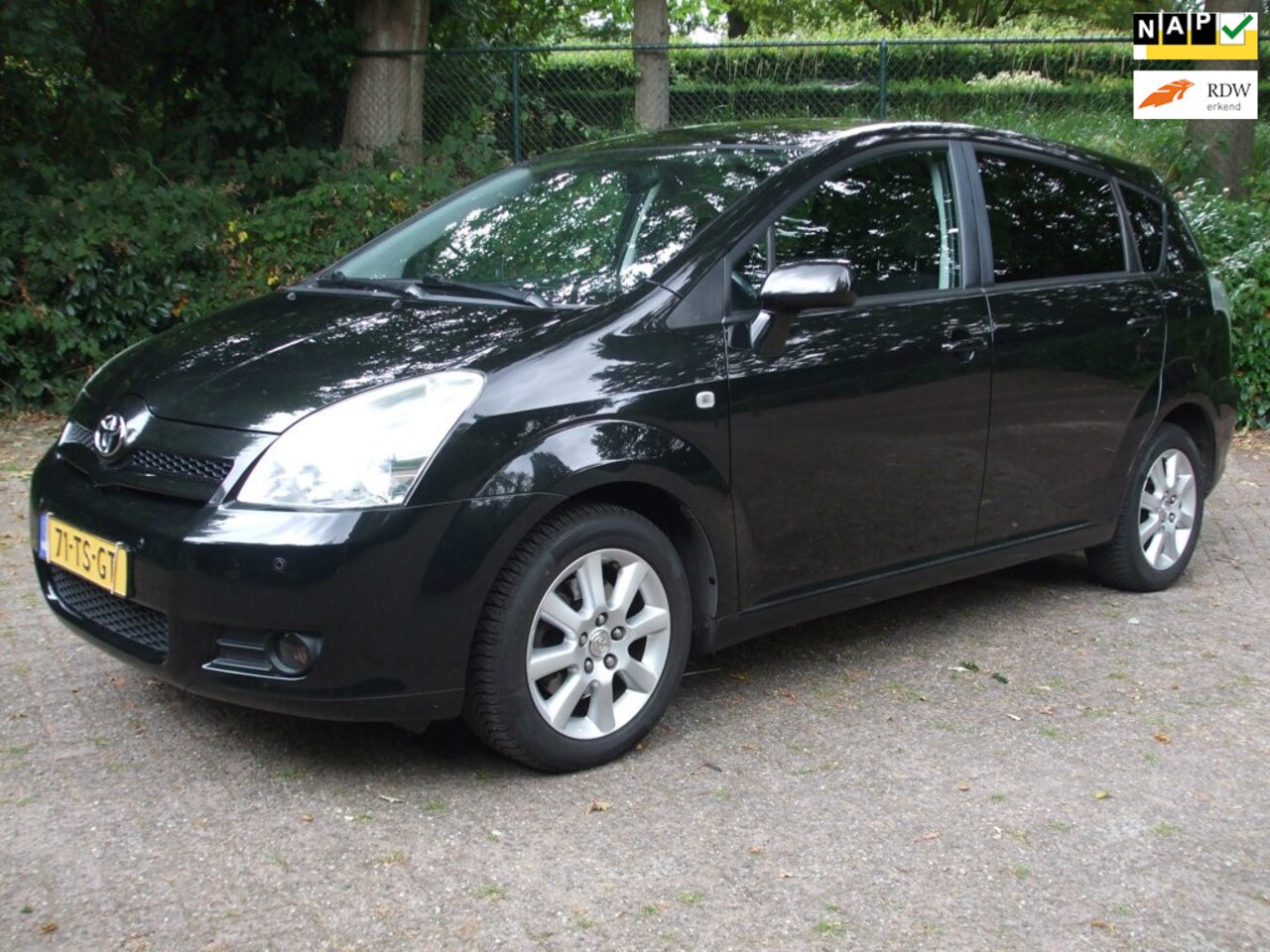 Toyota Verso - 1.8 VVT-i Dynamic clima cruise trekhaak 167dkm zwart NAP - AutoWereld.nl
