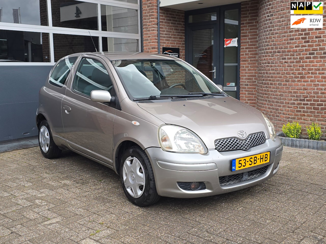 Toyota Yaris - 1.3 VVT-i Terra Airco |Apk 05-2027 - AutoWereld.nl