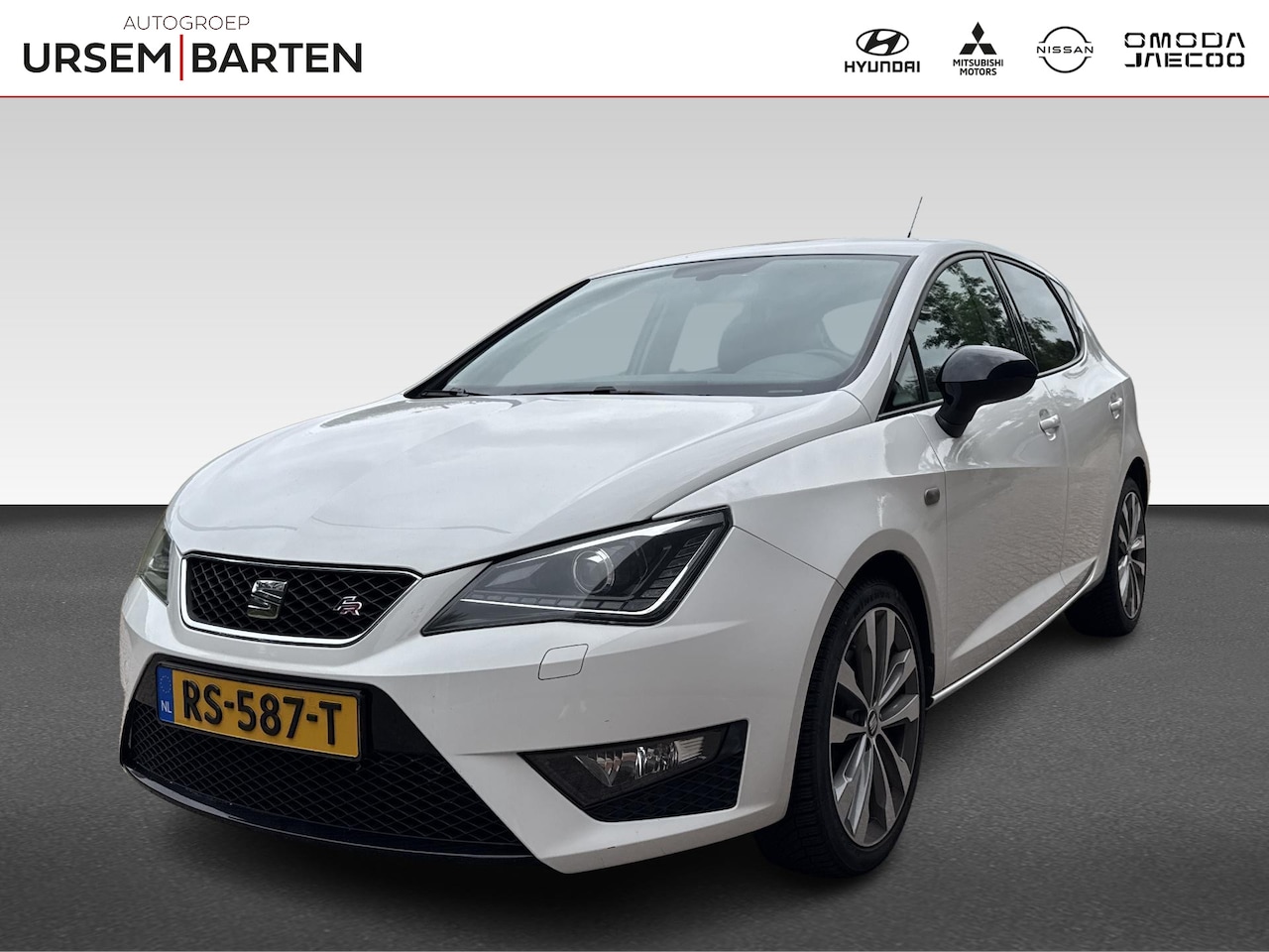 SEAT Ibiza - 1.0 EcoTSI FR Connect | Achteruitrijcamera | Armsteun voor | Centrale deurvergrendeling me - AutoWereld.nl