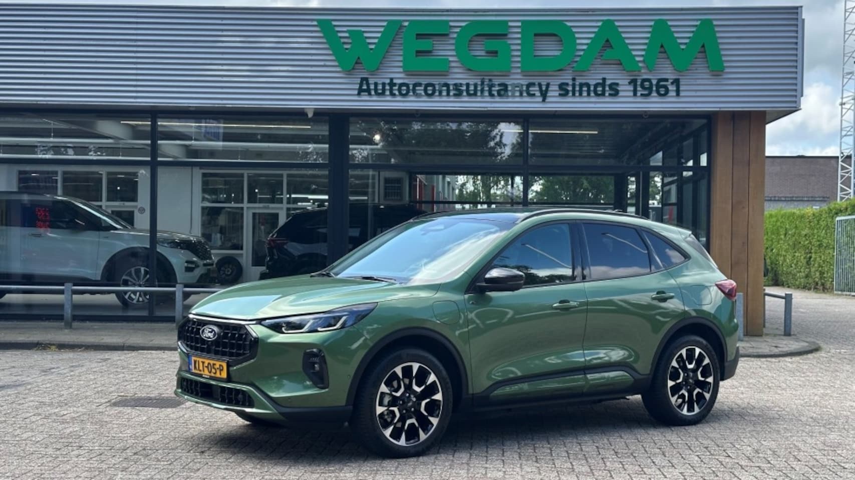 Ford Kuga - 2.5 PHEV ACTIVE X COLOUR LINE 243pk / FULL OPTIONS / 19inch - AutoWereld.nl