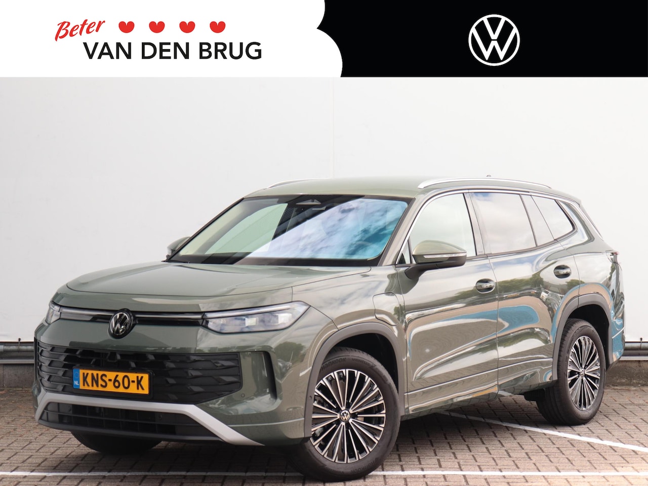 Volkswagen Tayron - 1.5 eHybrid Life | Elektrische klep | Trekhaak | Stoelverwarming v+a | Camera | App-connec - AutoWereld.nl