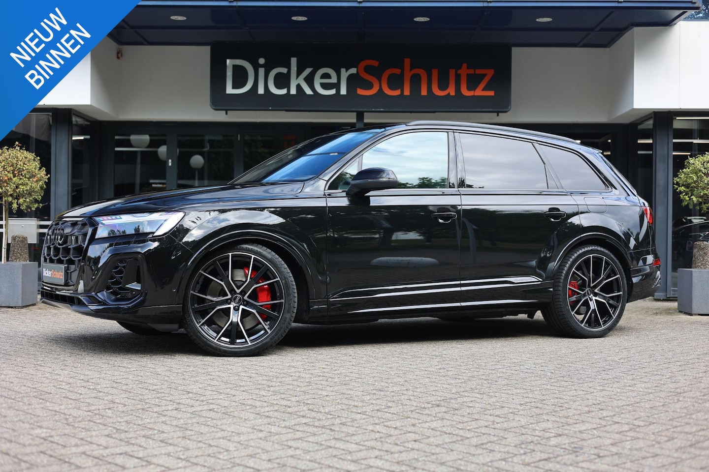Audi Q7 - 60 TFSIe Competition Vierwielb. | Pano | Massage | Trekhaak | Alcantara - AutoWereld.nl