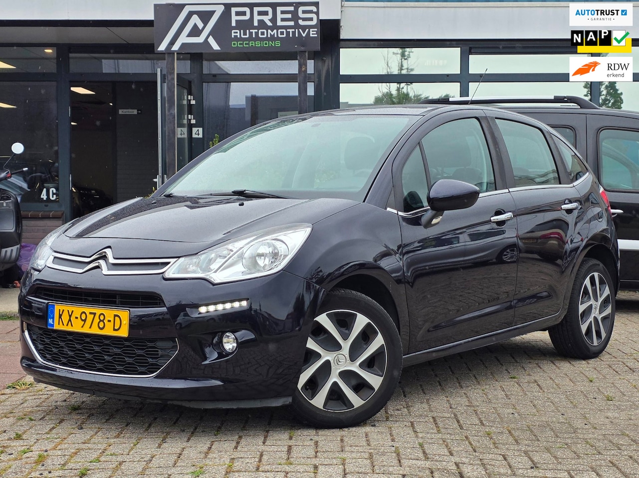 Citroën C3 - 1.2 PureTech Selection |CLIMA|CRUISE|NAVI|CARPLAY - AutoWereld.nl