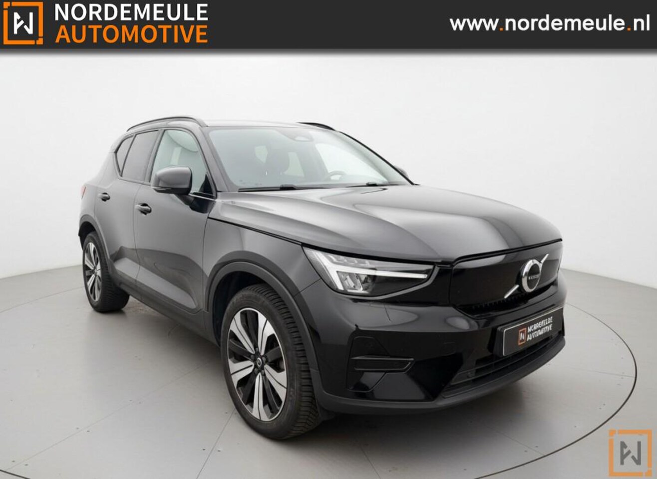 Volvo XC40 - RECHARGE PLUS. DAB+, TREKHAAk, CARPLAY - AutoWereld.nl