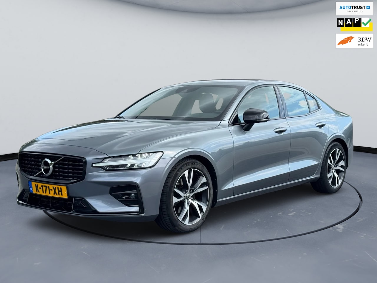 Volvo S60 - 2.0 B3 R-Design|Sportstoel|Camera|Memory| - AutoWereld.nl