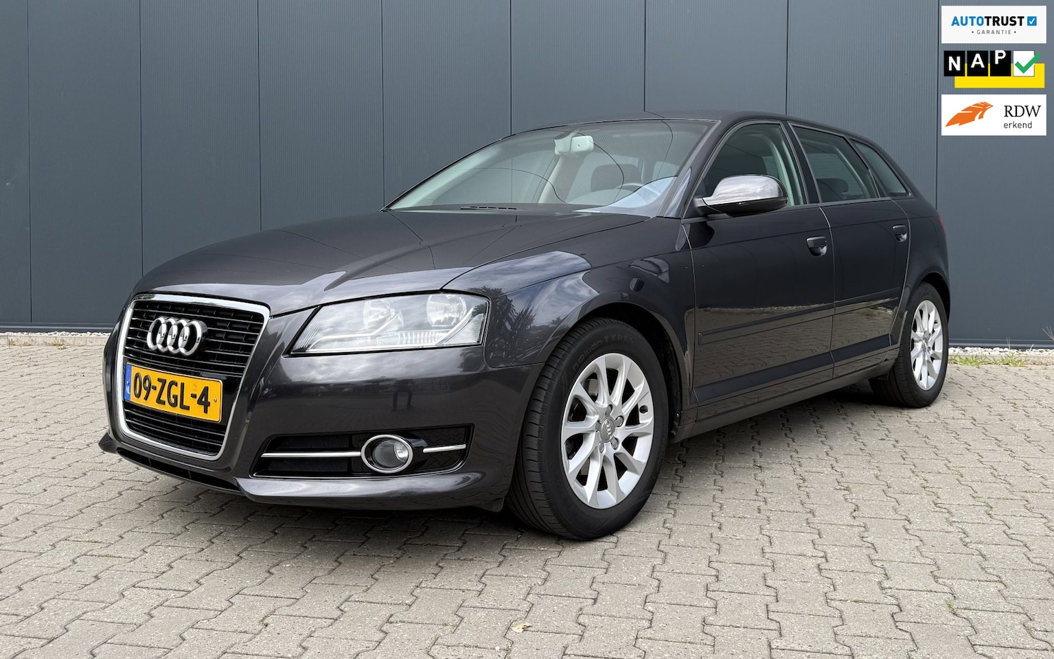 Audi A3 Sportback - 1.2 TFSI Attraction Pro Line Business 1.2 TFSI Attraction Pro Line Business - AutoWereld.nl