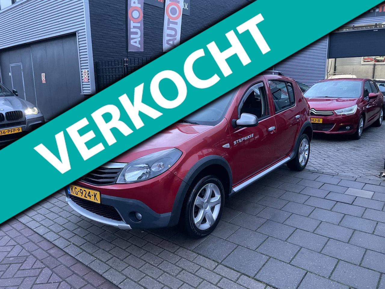 Dacia Sandero Stepway - 1.6 Trekhaak Airco NAP APK 1 Jaar - AutoWereld.nl