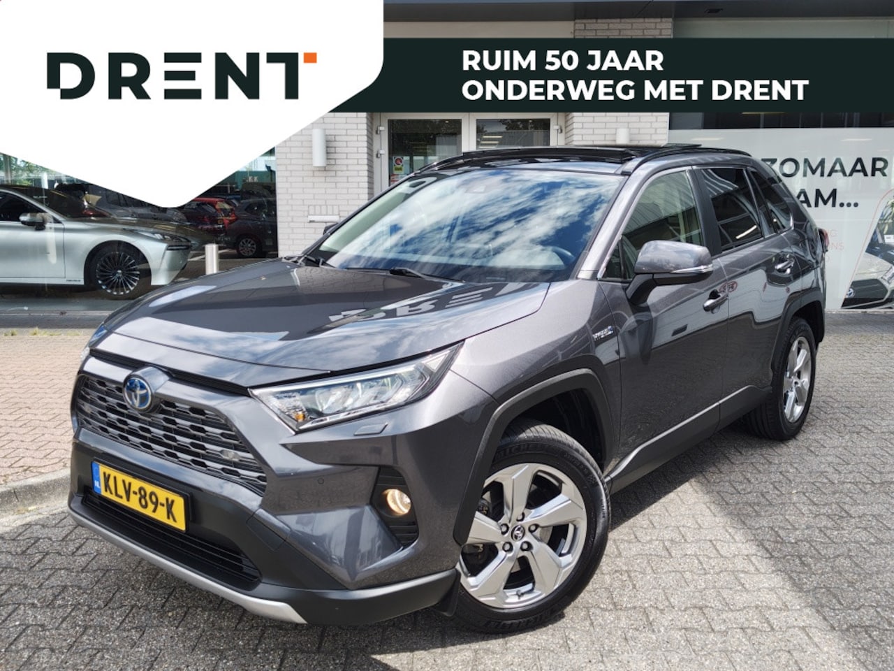 Toyota RAV4 - 2.5 Hybrid AWD Dynamic Plus | Trekhaak (1650kg trekgewicht) | Schuifkanteldak | Navi | Sto - AutoWereld.nl