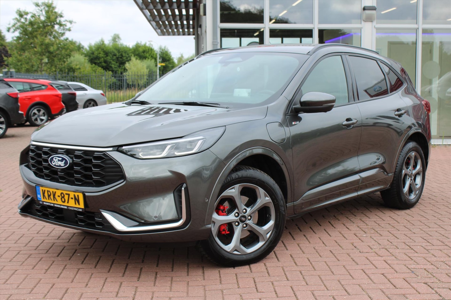 Ford Kuga - ST-Line X 2.5 PHEV 243pk e-CVT Automaat, Technology en Winterpack - AutoWereld.nl
