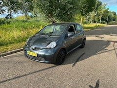 Toyota Aygo - 1.0-12V +