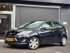 Ford Fiesta - 1.4 Ghia / CLIMA /