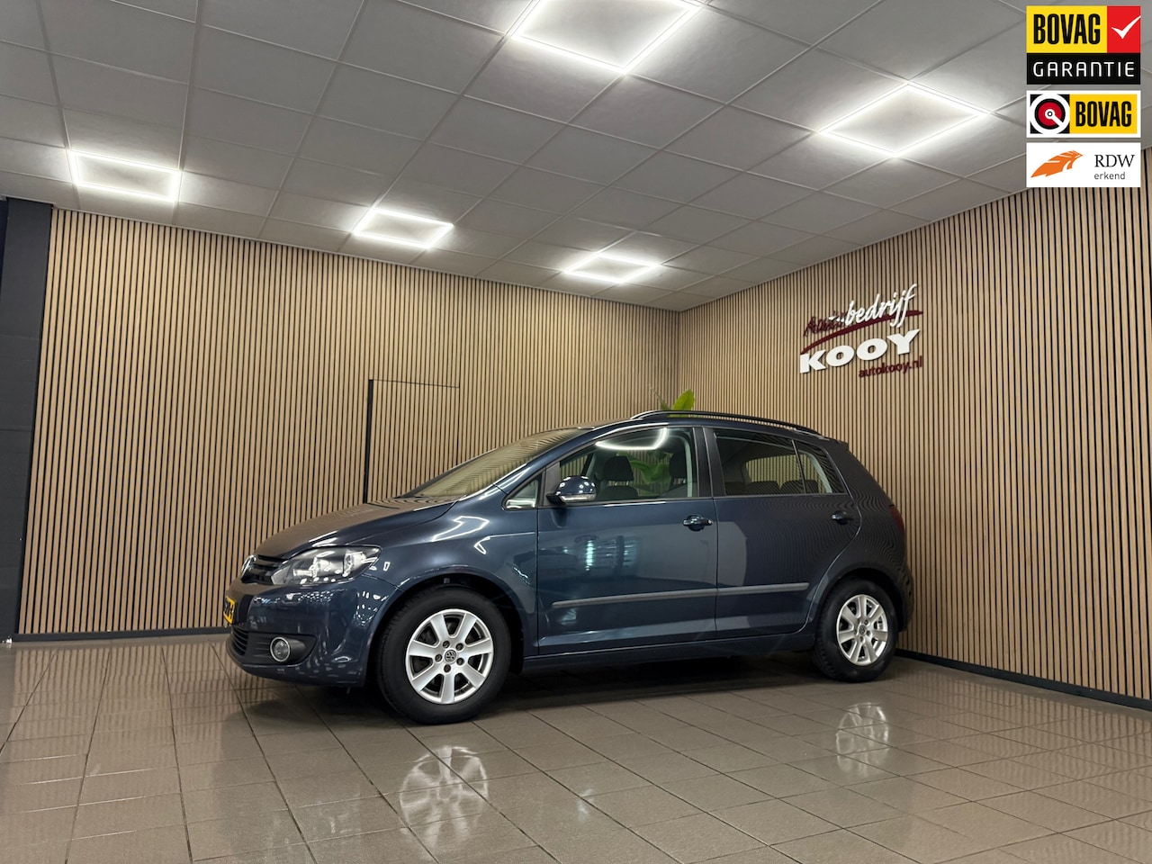 Volkswagen Golf Plus - 1.4 TSI Highline * Automaat / Trekhaak / Navigatie / Cruise control / LM Velgen * - AutoWereld.nl
