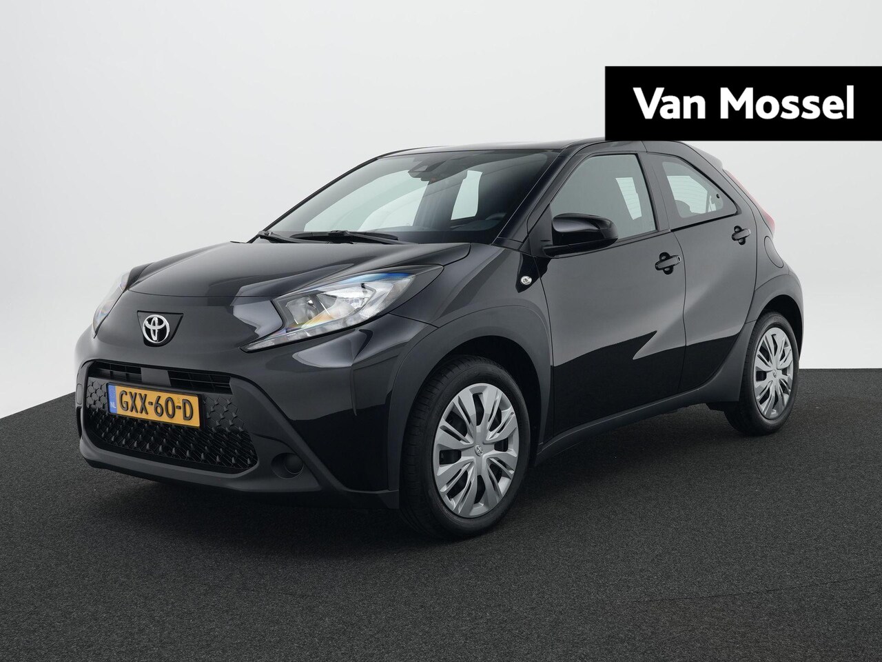 Toyota Aygo X - 1.0 VVT-i MT Play | 1ste eigenaar | Achteruitrijcamera | Airco | Adaptieve Cruise Control - AutoWereld.nl