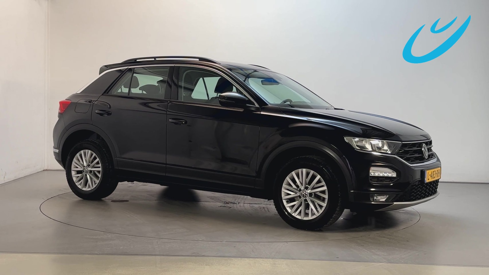 Volkswagen T-Roc - 1.0 TSI Style Parkeersensoren Navigatie DAB+ App-Connect - AutoWereld.nl