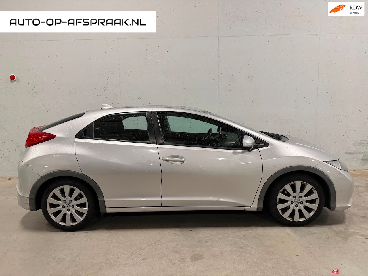 Honda Civic - 1.4 Sport Business Edition Navi Camera Cruise Trekhaak - AutoWereld.nl