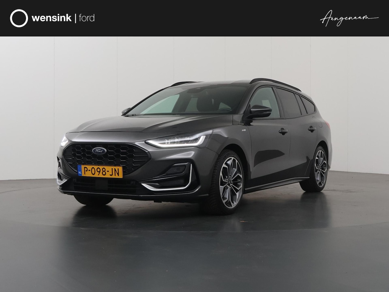 Ford Focus Wagon - 1.0 EcoBoost ST Line Vignale | Winterpakket | Full Led Koplampen | Parkeercamera | Navigat - AutoWereld.nl