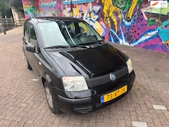 Fiat Panda - 1.1 Active met 130.000 km nap zeer nette auto rijd perfect distributie vervangen bij 90 dk