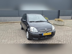 Toyota Yaris - 1.0 VVT-i Idols