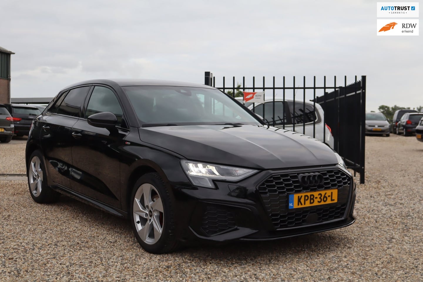 Audi A3 Sportback - S-LINE BLACK EDITION 35 TFSI Advanced edition - AutoWereld.nl