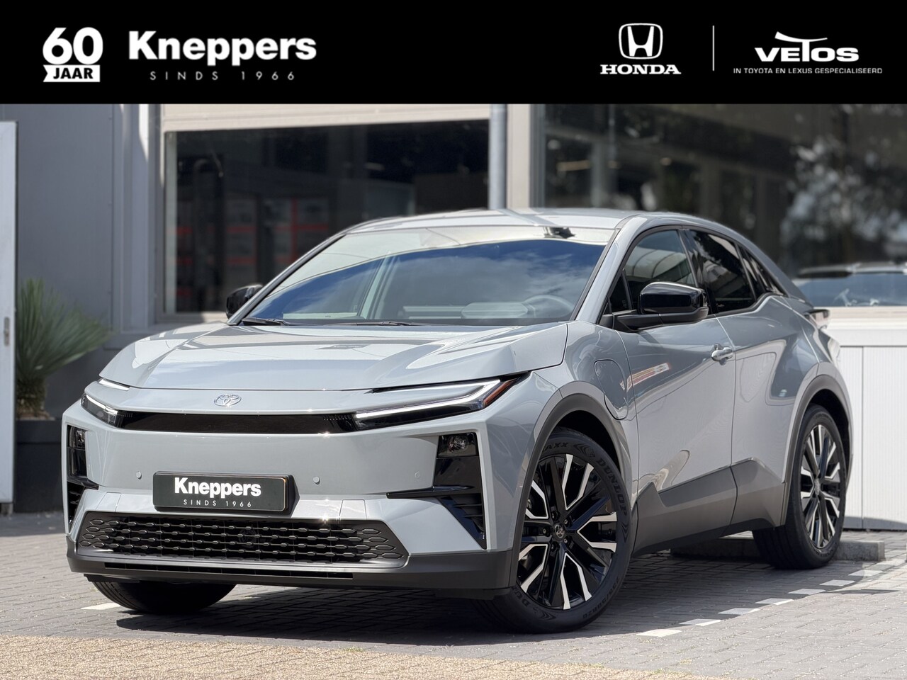 Toyota C-HR - First Edition 77 kWh 20 inch lichtmetalen velgen, Dodehoekdetectie, Elektrisch bedienbare - AutoWereld.nl