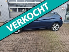 Opel Astra - 1.2 Elegance Camera Navi PDC Stuurwielbed
