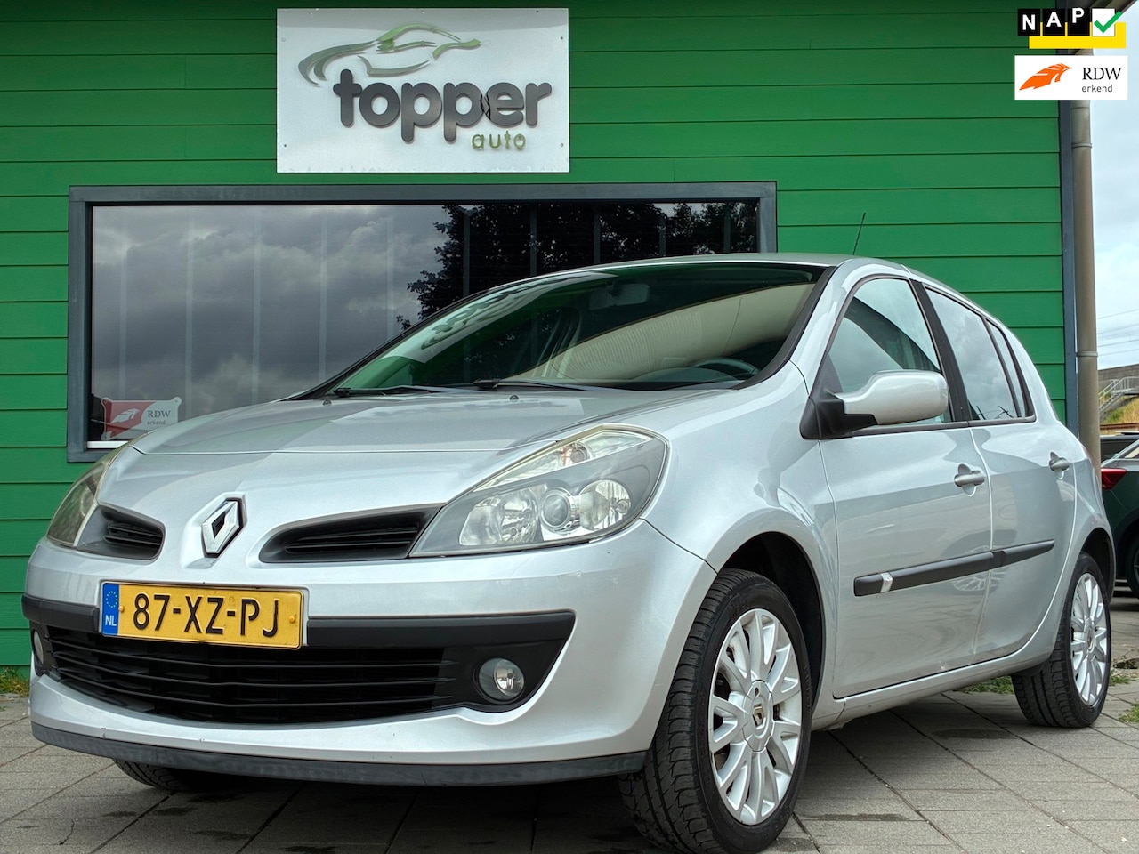 Renault Clio - 1.6-16V Dynamique|2e Eigenaar|Automaat|Airco|CruiseControl|PDC|NAP| - AutoWereld.nl
