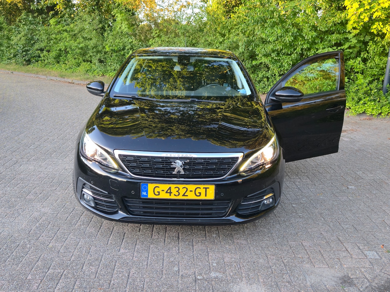 Peugeot 308 - 1.2 PureTech Blue Lease Premium Pure tech - AutoWereld.nl