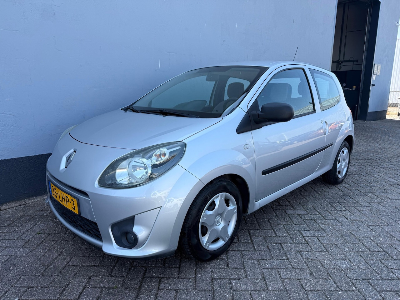 Renault Twingo - 1.2-16V Authentique - Airco - AutoWereld.nl
