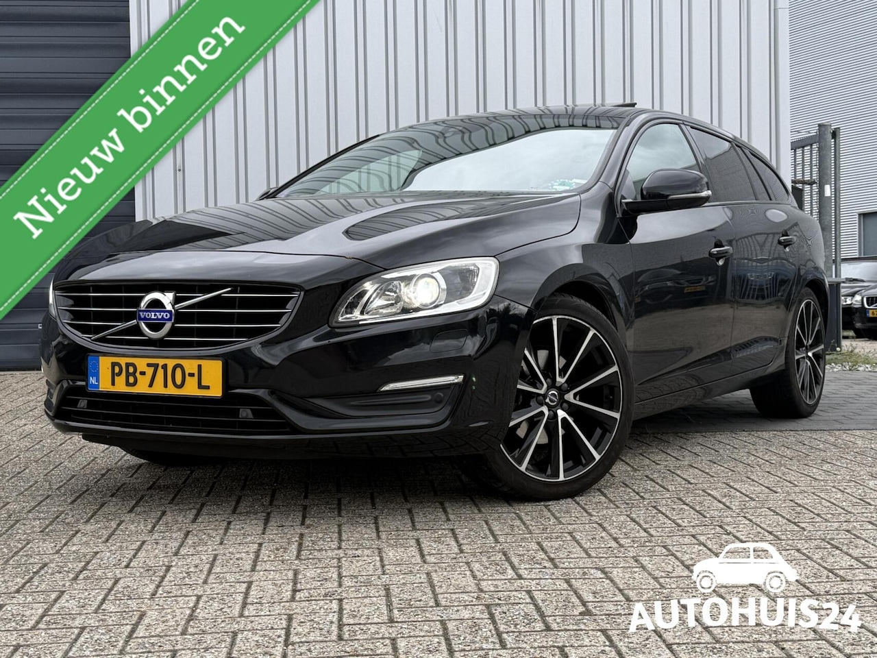 Volvo V60 - 2.0 T4 Polar+ Dynamic TREKHAAK|19"|Xenon|DAK|H&K-Audio - AutoWereld.nl