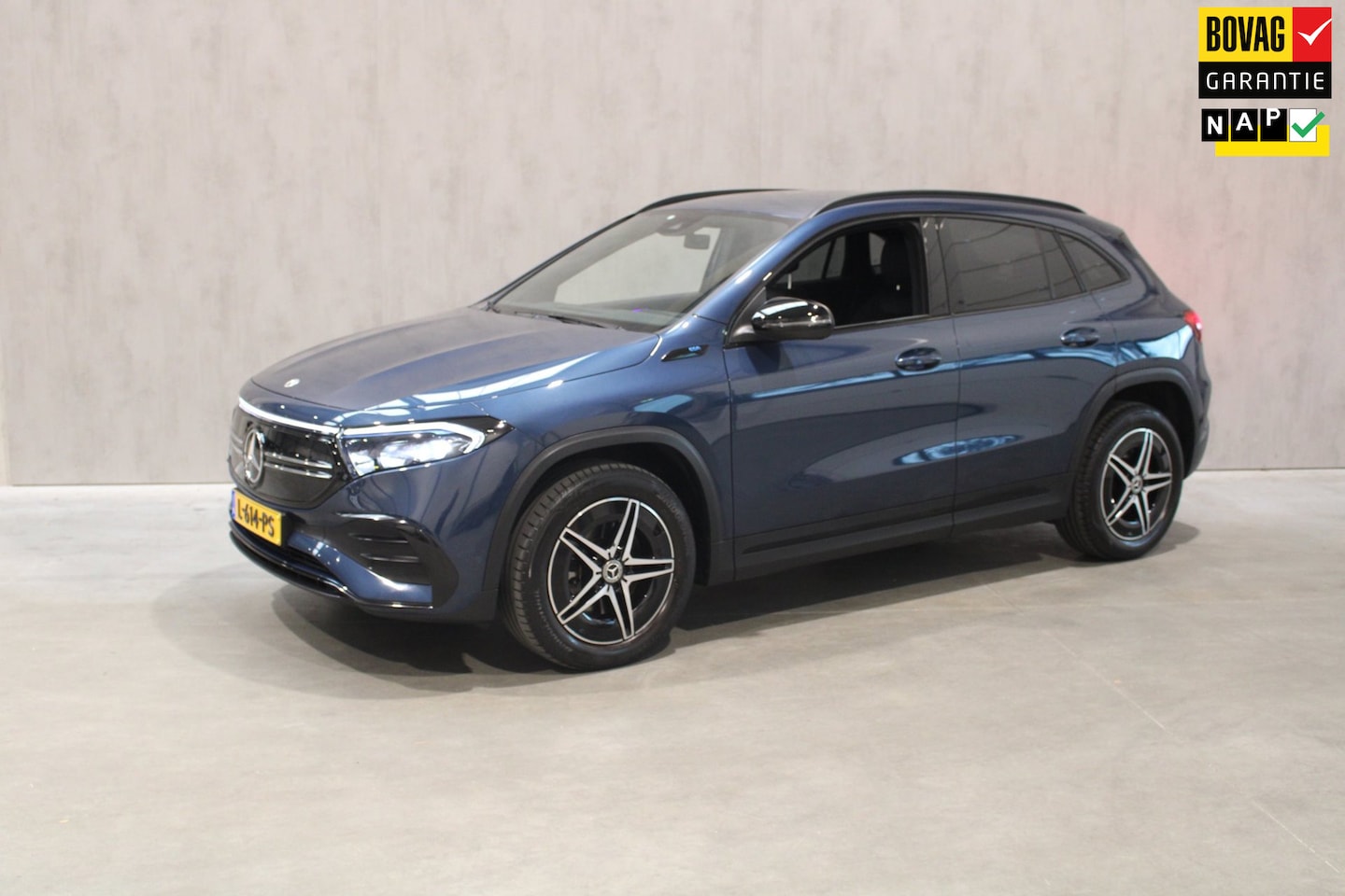 Mercedes-Benz EQA - 250 Business Solution AMG 67 kWh Camera/Trekhaak/Night Pakket Prijs is rijklaar - AutoWereld.nl