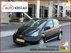 Toyota Aygo - 1.0-12V 5-DEURS 1 JAAR APK/ ORIGINELE KILOMETERS