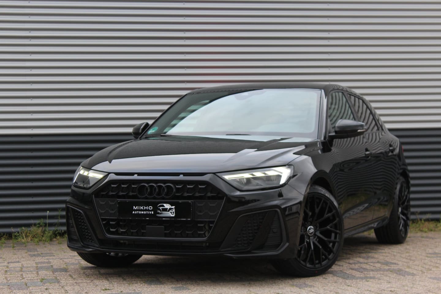 Audi A1 Sportback - 30 TFSI 3x S-Line | Sfeerverlichting | Camera | Matrix | Keyless | Afgevlakt stuur | Stoel - AutoWereld.nl