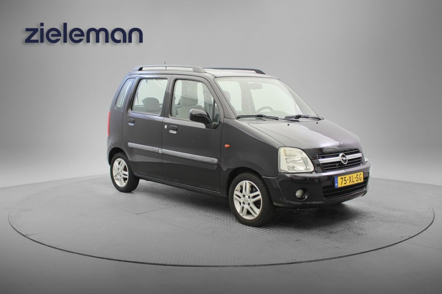 Opel Agila - 1.2 16V Maxx - Trekhaak, Lichtmetalen Velgen - AutoWereld.nl