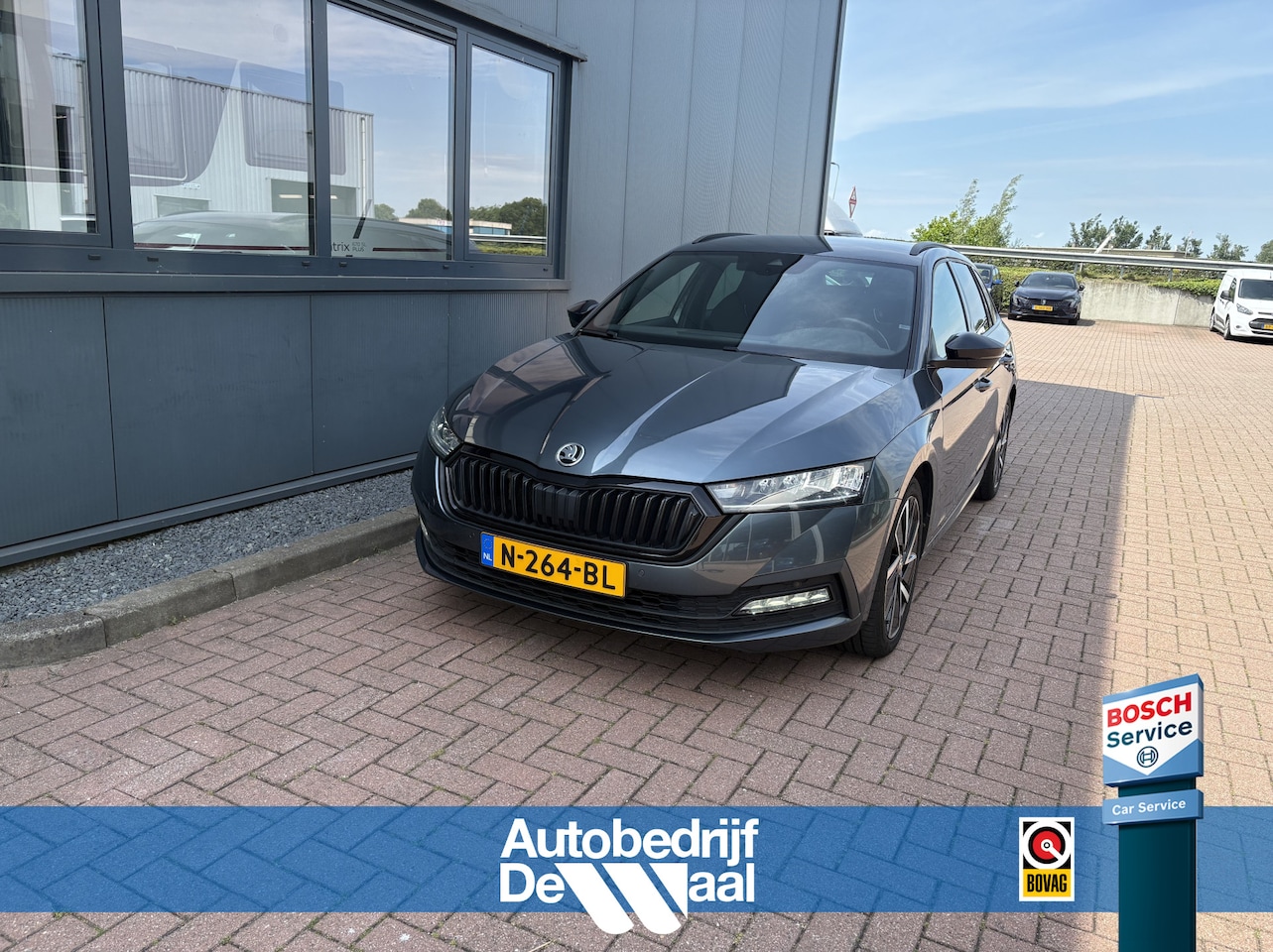Skoda Octavia Combi - 1.0 e-TSi DSG Sport Business TREKHAAK/ADAPT.CRUISE/CARPLAY/18INCH/WINTERPACK - AutoWereld.nl
