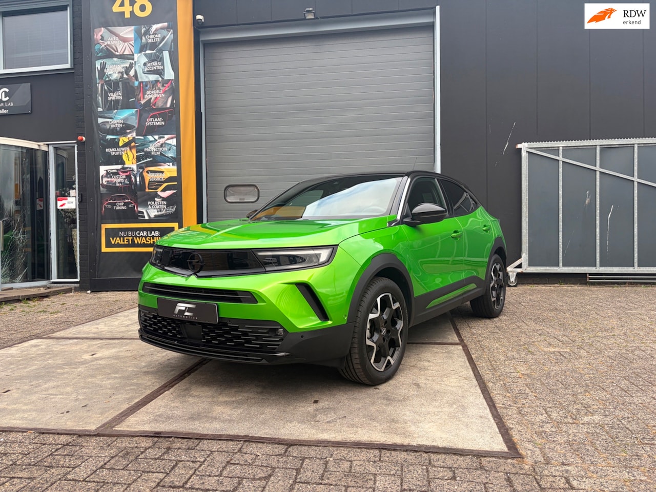 Opel Mokka - 1.2 Turbo Ultimate | Massage | 360 | Leder / Alcantara / CarPlay - AutoWereld.nl