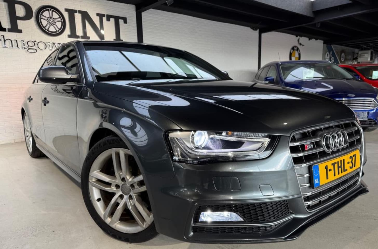 Audi A4 Limousine - 1.8 TFSI Business Edition/S-Line 101DKM//NAP/S4 Grille/Automaat - AutoWereld.nl
