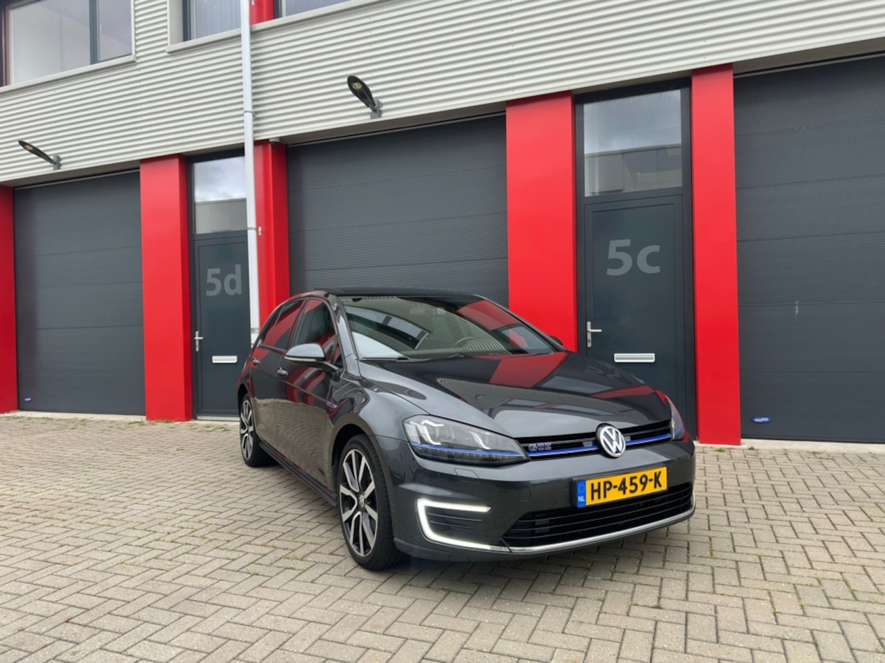 Volkswagen Golf - 1.4 TSI GTE NW Turbo , Pano , Keyless , ZGAN