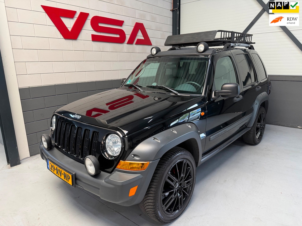 Jeep Cherokee - 3.7 V6 Renegade|Youngtimer|NAP|Automaat|LPG G3|Leder|Airco|Cruise|Trekhaak|3360 kilo trekg - AutoWereld.nl