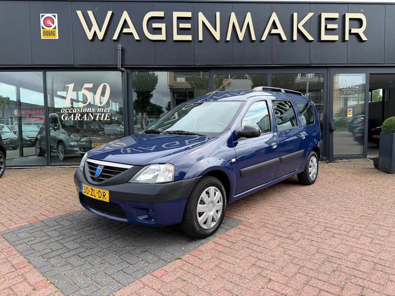 Dacia Logan MCV - 1.6 Ambiance 7p. | 6e en 7e stoel mist! - AutoWereld.nl